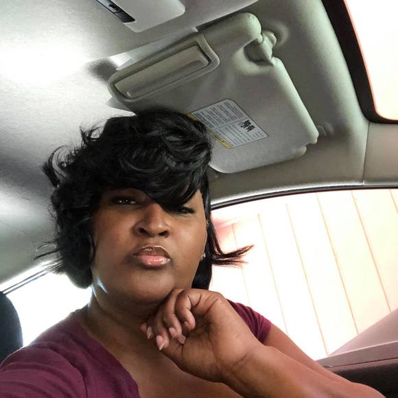 Profile Picture of Mariea Kaigler (@kaiglerm) on Poshmark