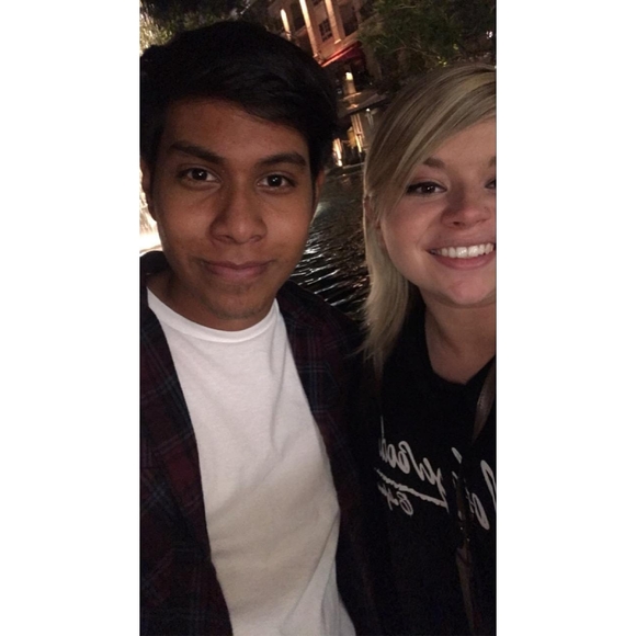 Manny Aranda - Poshmark Profile Picture of Manny Aranda (@manny079) on Poshmark