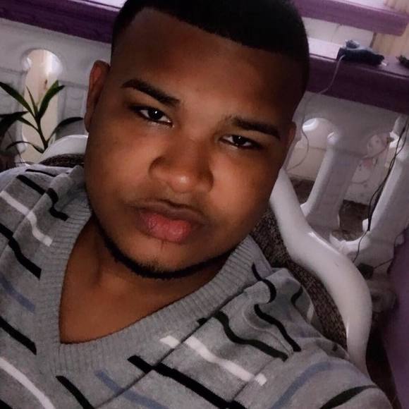 Profile Picture of Brian Pierrot (@brianamarante62) on Poshmark