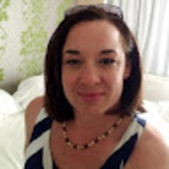 Profile Picture of Charlene Ruzynski (@c_ruzynski) on Poshmark