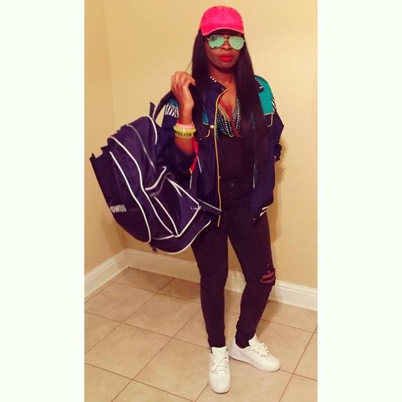 Profile Picture of Kendrinecia Scott (@khlobradshaw) on Poshmark