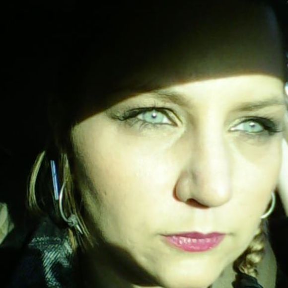 Profile Picture of Jessica Hausinger (@j_hausinger) on Poshmark