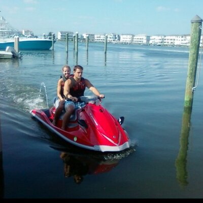 Profile Picture of Tim Hanlon (@tjhanlon04) on Twitter