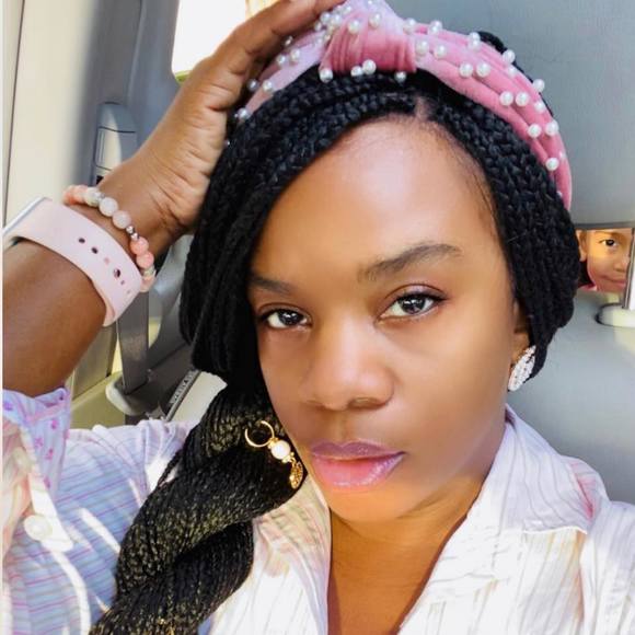 Profile Picture of Tamara Walls (@parisc19) on Poshmark