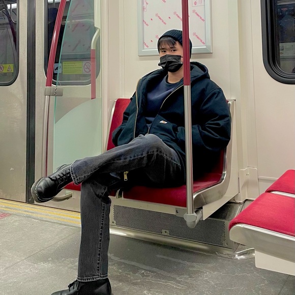 Profile Picture of Mark Tran (@markt06) on Poshmark