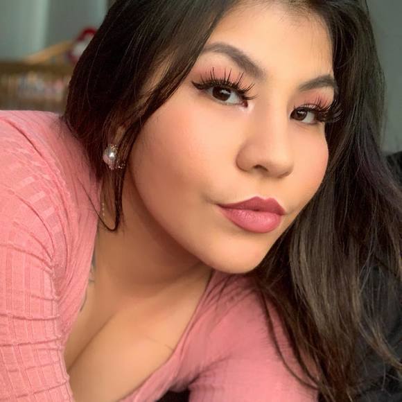 Profile Picture of Lynn Bryant (@bbrionna11) on Poshmark