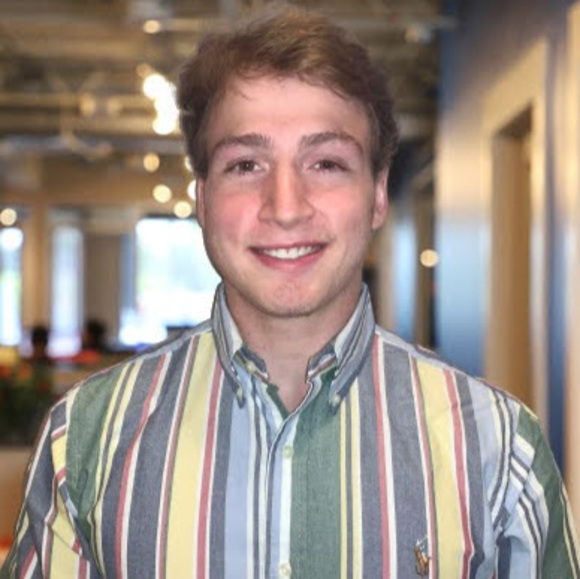 Profile Picture of Nicholas Daeschner (@daeschn1) on Poshmark