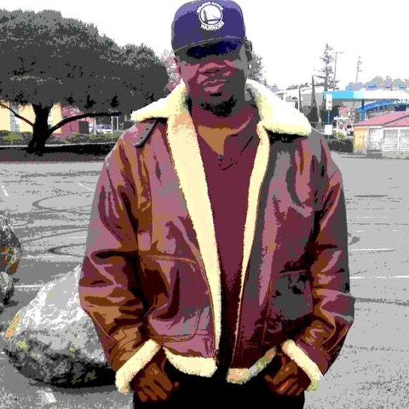 Profile Picture of Mark Connors (@mark_connors) on Poshmark