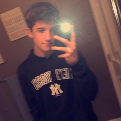 Profile Picture of Matt Pardo (@MattPardo2) on Twitter