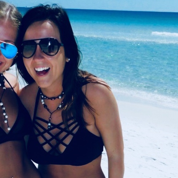 Profile Picture of Kennedy Brookfield (@kennedyblaire) on Poshmark