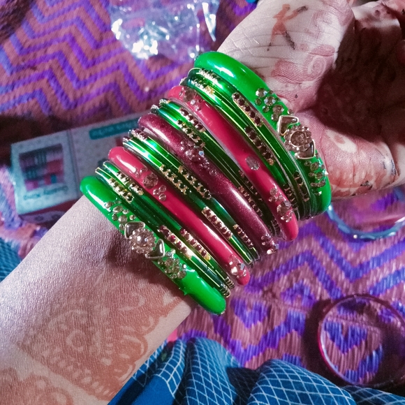 Profile Picture of Seema Seema chaudhary (@vhimchak) on Poshmark