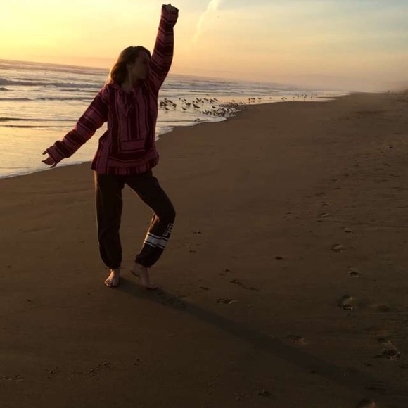 Profile Picture of Shelby Danilson (@shelbyd123) on Poshmark