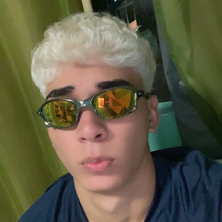 Profile Picture of Angelo (@angelo_sants) on Tiktok