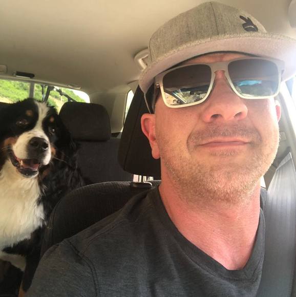 Profile Picture of Peter Bookman (@peterbookman) on Poshmark