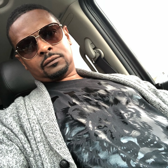 Profile Picture of David Hadaway (@david_hadaway) on Poshmark