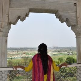 Profile Picture of Usha Upadhyay (@ushaupadhyay17) on Twitter