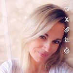 Profile Picture of Carolyn Larson (@carolynlynflynn) on Instagram