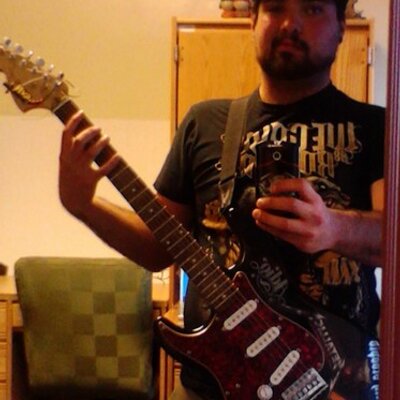 Profile Picture of Anthony Amparan (@TheMetalCoreCub) on Twitter