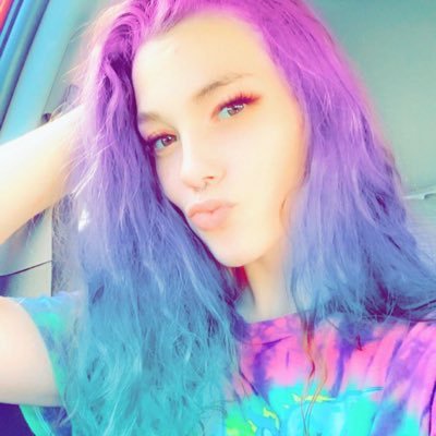 Profile Picture of Liv (@Olivia_Marsh) on Twitter