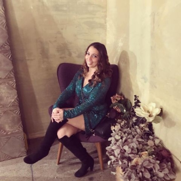 Profile Picture of Amanda Clausen (@nyla5878) on Poshmark