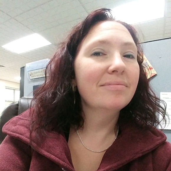 Profile Picture of Meredith Mcmahon (@methy413) on Poshmark