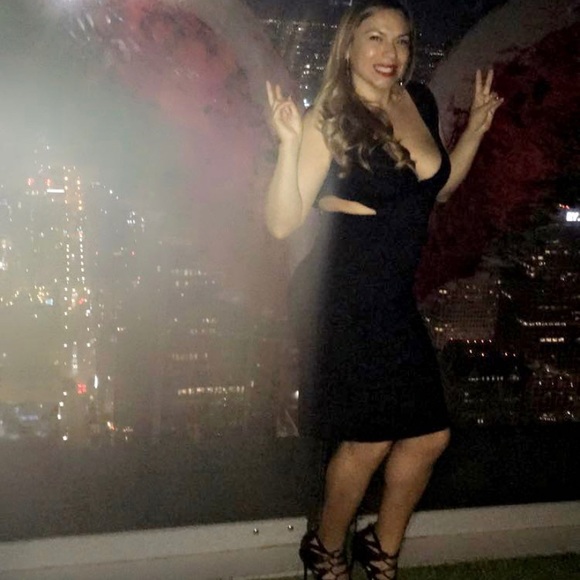 Profile Picture of Silvia Perez (@slvperez) on Poshmark