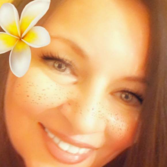 Profile Picture of Shirley Nanney (@shirleynanney11) on Poshmark