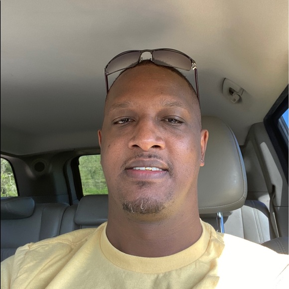 Profile Picture of Mark Page (@markapage) on Poshmark