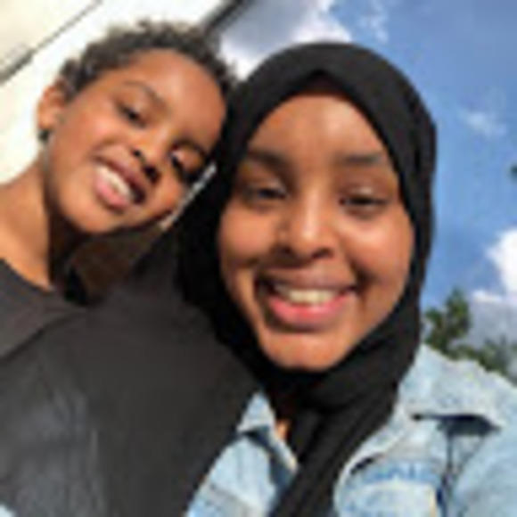 Profile Picture of Ayad Hussein (@hussa8) on Poshmark