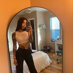 Profile Picture of Liz (@medrabelle) on Instagram