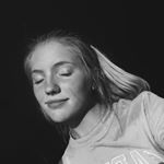 Profile Picture of 𝕒𝕟𝕟𝕒 𝕧𝕚𝕖 (@annavie1) on Instagram