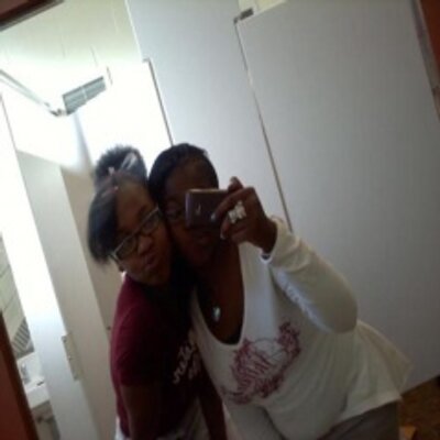 Profile Picture of Beverley Gillespie (@BeverleyGilles7) on Twitter