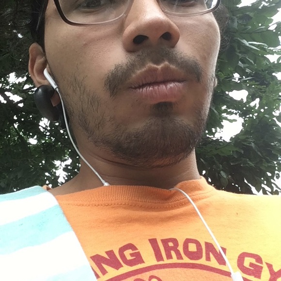 Profile Picture of Jeremy Rocha (@kindel5989) on Poshmark