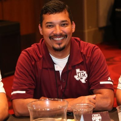 Profile Picture of Ronald Enriquez (@ronalde09598187) on Twitter