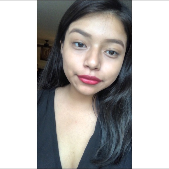 Profile Picture of Taima Pm (@taimapm_) on Poshmark