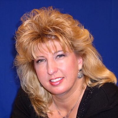 Profile Picture of Kecia Collins (@SoORRealtor) on Twitter