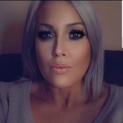 Profile Picture of Karen Cooley (@karenc25033) on Twitter