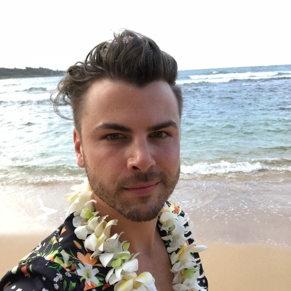 Profile Picture of Scott Rodger (@scooterpooter1) on Poshmark