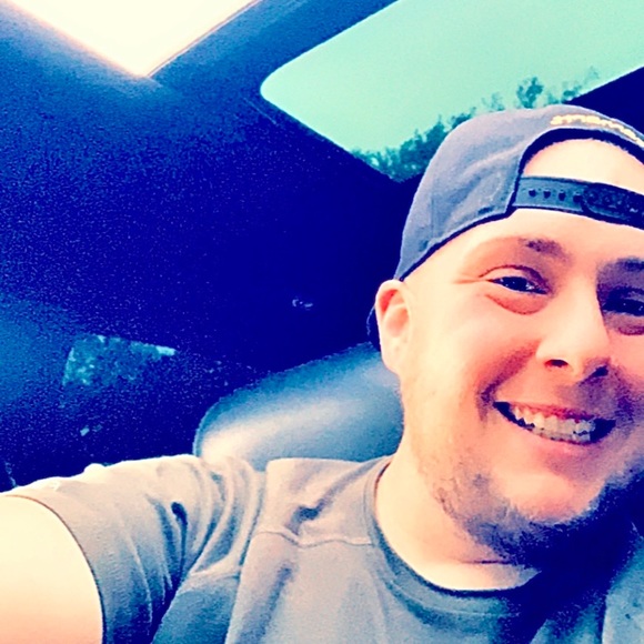 Profile Picture of Corey Fisher (@fishercorey89) on Poshmark