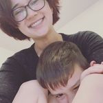 Profile Picture of Robyn Lambert (@tattooedmummie) on Instagram
