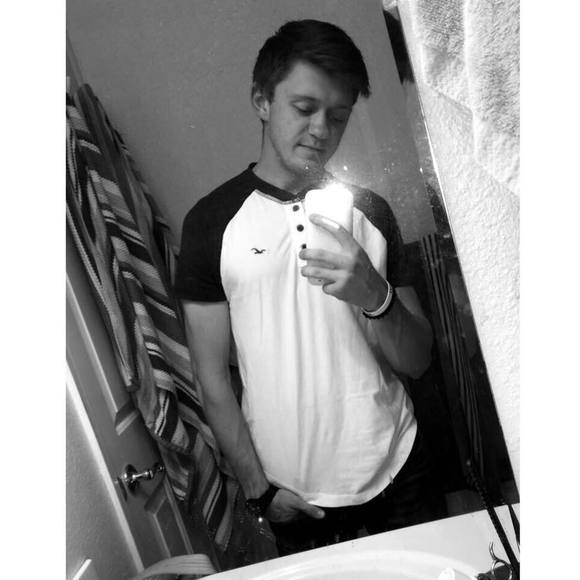 Profile Picture of Pavel Timofeyev (@jakeryan335) on Poshmark