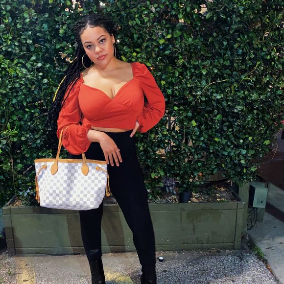 Profile Picture of Monica Legall (@monicadenise) on Poshmark