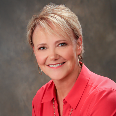 Profile Picture of Cindy Vanhoff (@reclaimedit) on Twitter