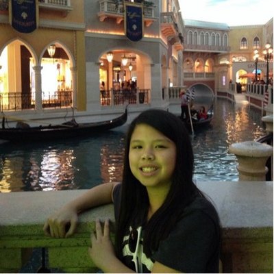 Profile Picture of Julia Pineda (@juliapineda15) on Twitter