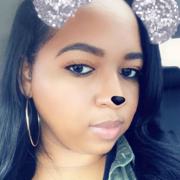 Profile Picture of Sable Jones (@glamdoll26) on Poshmark