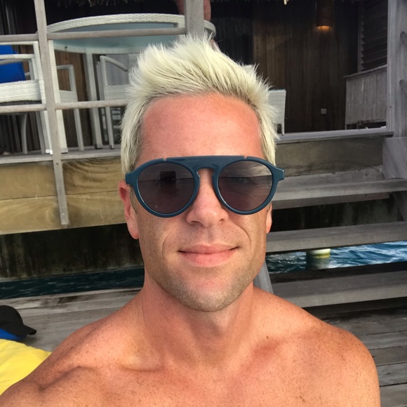 Profile Picture of Jordan Von netzer (@jvonn6) on Poshmark