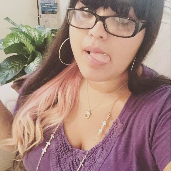 Profile Picture of Ada Morales (@msadamorales) on Poshmark