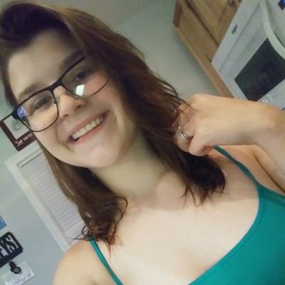 Profile Picture of Melanie Mackey (@MelanieMackey5) on Twitter