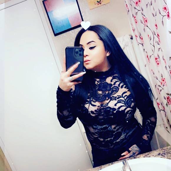 Profile Picture of Tina Zepeda (@tinazepeda14) on Poshmark