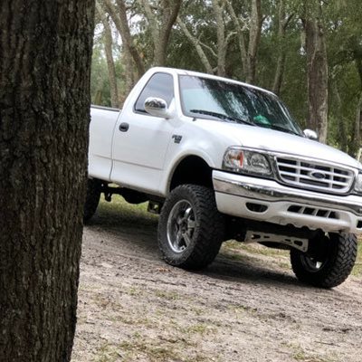 Profile Picture of Josh Mauldin (@JoshMauldin1) on Twitter